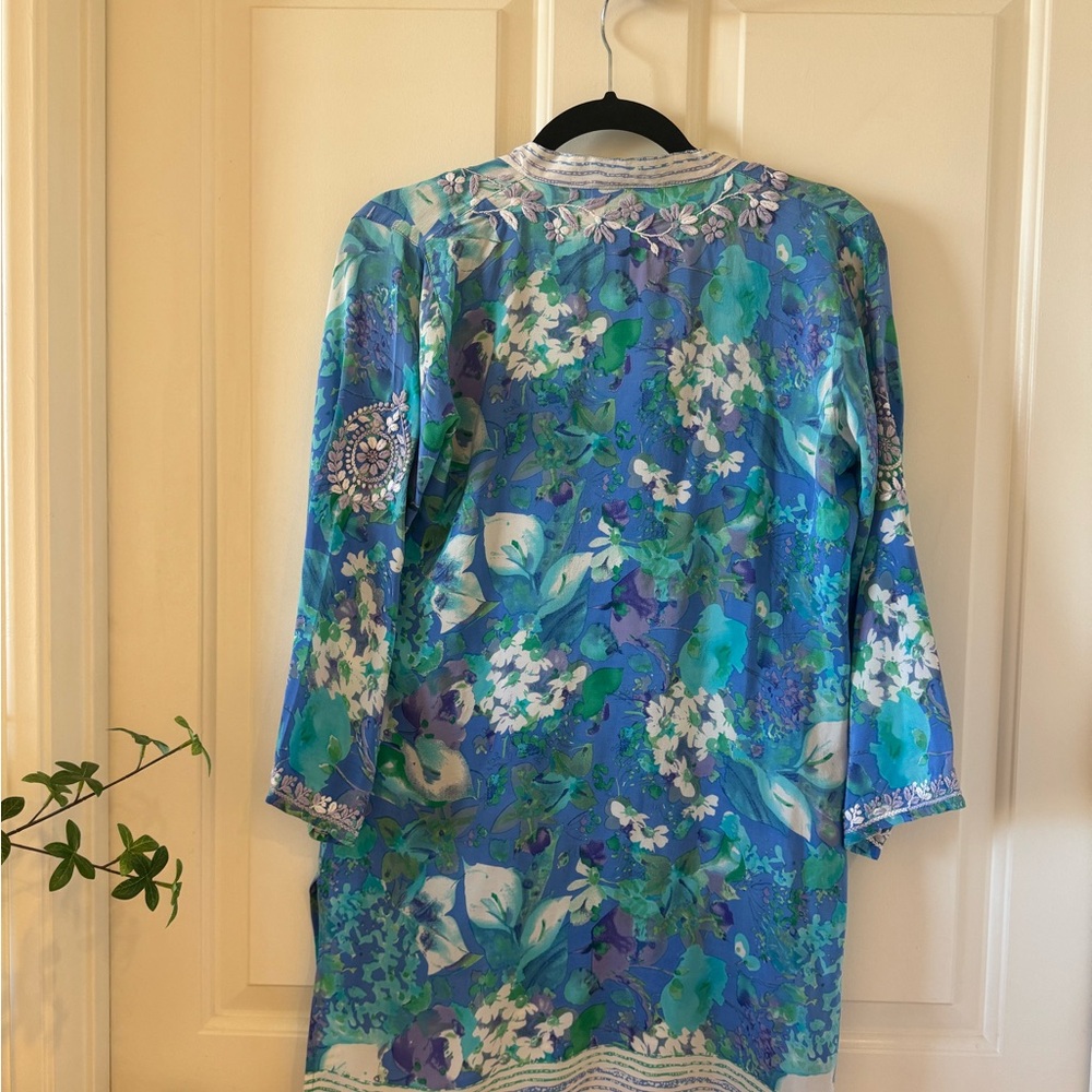 Amaya Blue Embroidered Tunic Top V Neck Beach Coverup Women’s Size 38 Small - Picture 2 of 5